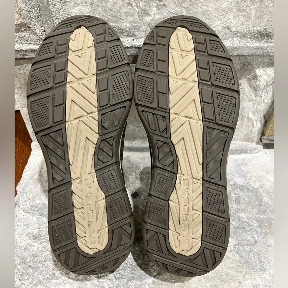 Skechers Mens Relaxed Fit Air-Cooled Memory Foam Taupe Sneakers Size 12